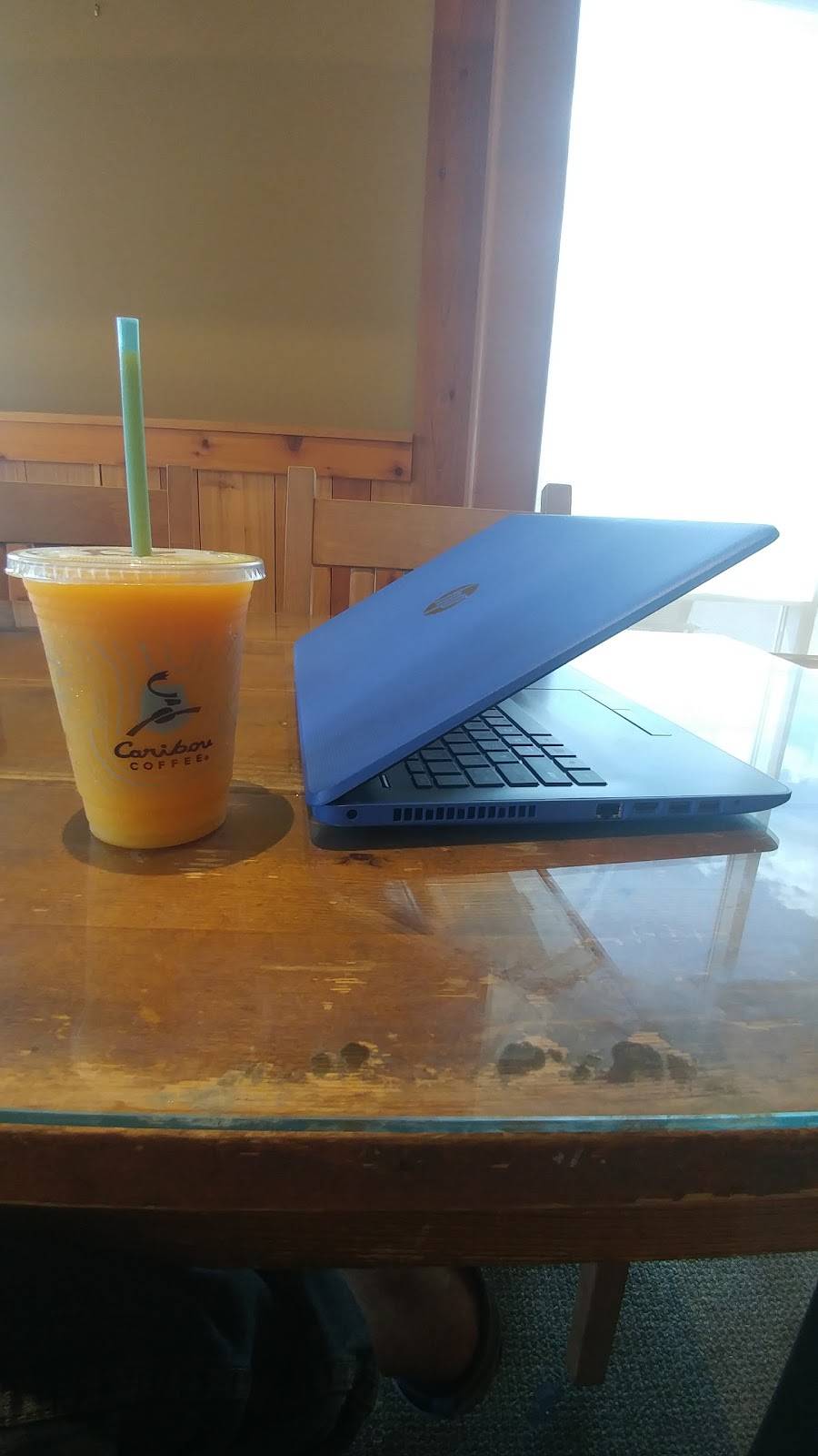 Caribou Coffee | cafe | 2001 Cliff Rd E, Burnsville, MN 55337, USA | 9528951976 OR +1 952-895-1976