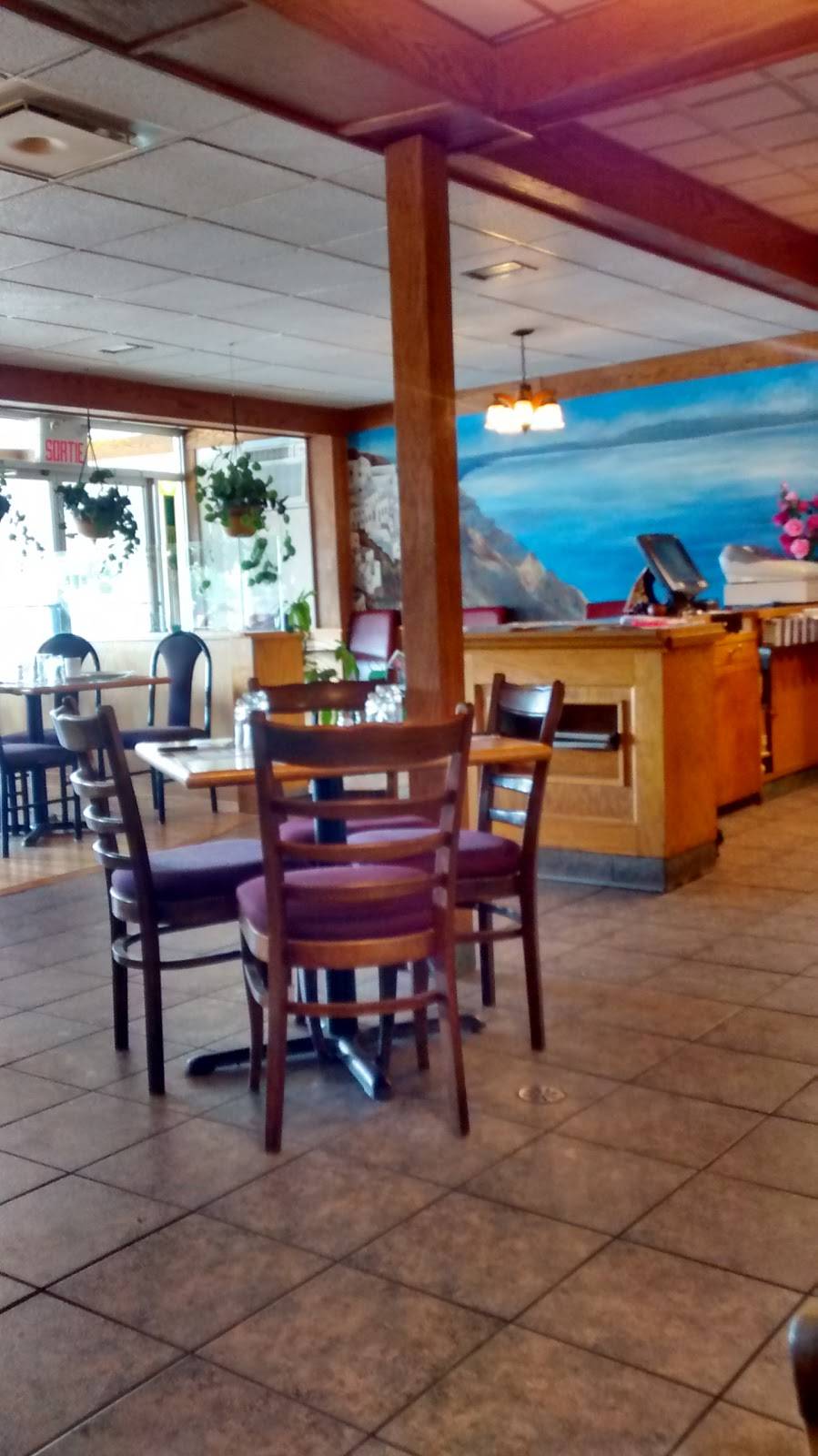 Maxime | restaurant | 444 Rue Saint-Jean, Drummondville, QC J2B 5L6, Canada | 8194750000 OR +1 819-475-0000