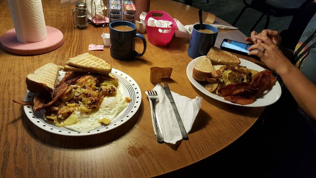 Rowes Recreation | restaurant | 307 W Main St, Montpelier, OH 43543, USA | 4194858711 OR +1 419-485-8711