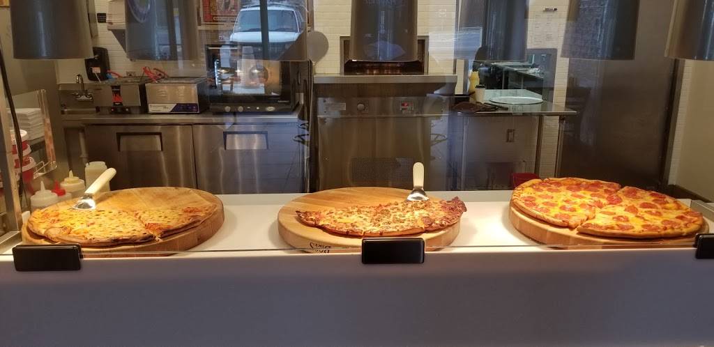 Krispy Krunchy Chicken | restaurant | 12700 Leonard Pkwy, North Jackson, OH 44451, USA | 3305387155 OR +1 330-538-7155