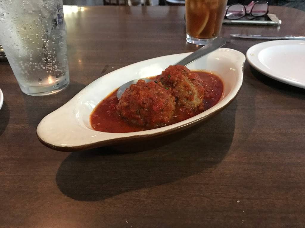 Valentinos Pizzeria | restaurant | 1043 G St, Reedley, CA 93654, USA | 5596383706 OR +1 559-638-3706