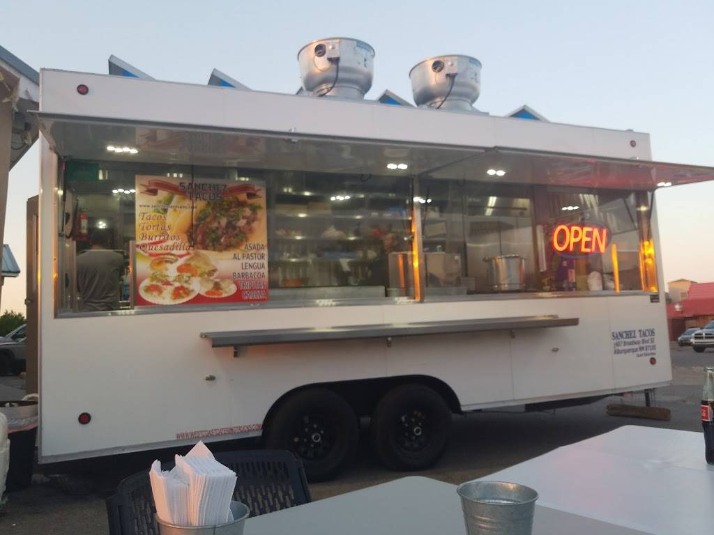 Sanchez Tacos | restaurant | 239 US-550, Bernalillo, NM 87004, USA | 5055593400 OR +1 505-559-3400
