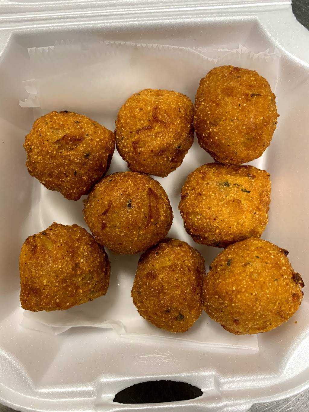 Shake Seafoods | restaurant | 7596A Haverford Ave, Philadelphia, PA 19151, USA | 2158788983 OR +1 215-878-8983