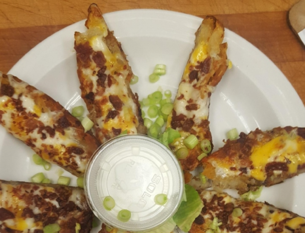 Rejeannes Sports Bar & Grill | restaurant | 700 Balmoral Dr, Brampton, ON L6T 1X2, Canada | 9054585254 OR +1 905-458-5254