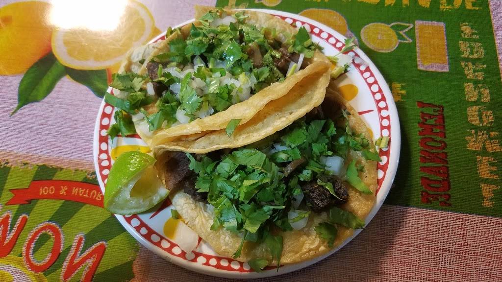 Taqueria Los Naranjos | restaurant | 2109 Lewis Avenue A, Zion, IL 60099, USA | 8477319904 OR +1 847-731-9904