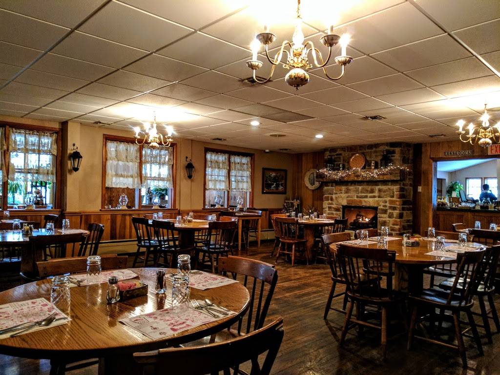 Penn Alps Restaurant & Craft Shop | restaurant | 125 Casselman Rd, Grantsville, MD 21536, USA | 3018955985 OR +1 301-895-5985
