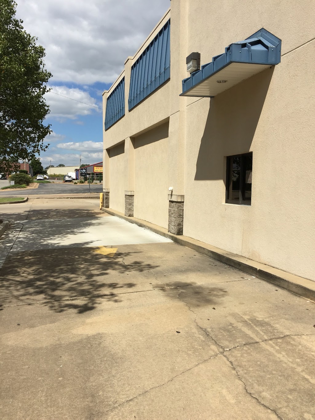 Hunan Express | restaurant | 2412 E Race Ave, Searcy, AR 72143, USA | 5013054000 OR +1 501-305-4000