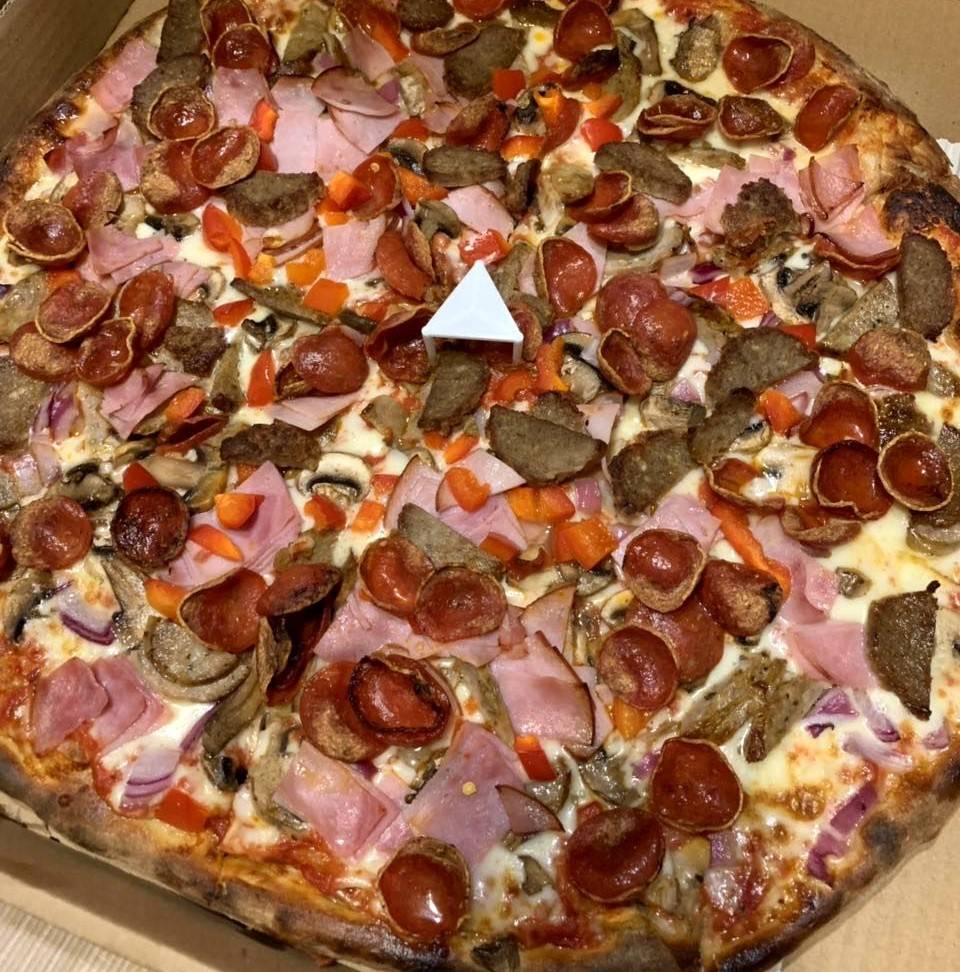 Danielles Wood-Fired Pizza | restaurant | 4822 Laurel Canyon Blvd, Valley Village, CA 91607, USA | 8189808555 OR +1 818-980-8555