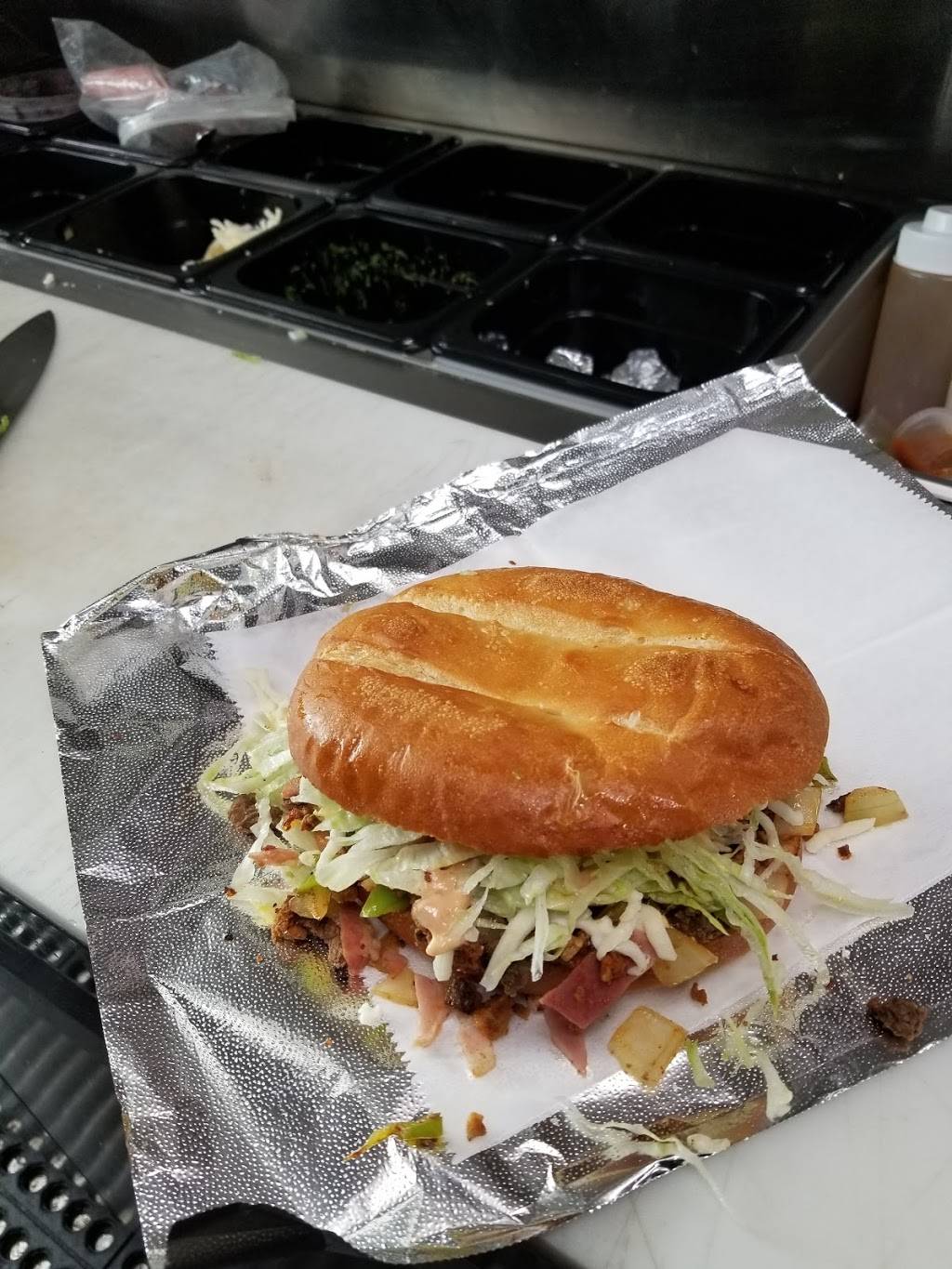 Mr Taco LLC | restaurant | 3614 W Lincoln Ave, Milwaukee, WI 53215, USA | 4143461978 OR +1 414-346-1978