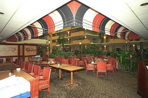 Frank Grisantis Restaurant | restaurant | 1022 S Shady Grove Rd, Memphis, TN 38120, USA | 9017619462 OR +1 901-761-9462