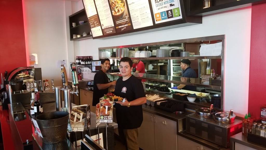 Luna Grill - Aliso Viejo | restaurant | Aliso Viejo Town Center, 26921 Aliso Creek Rd e, Aliso Viejo, CA 92656, USA | 9493051699 OR +1 949-305-1699