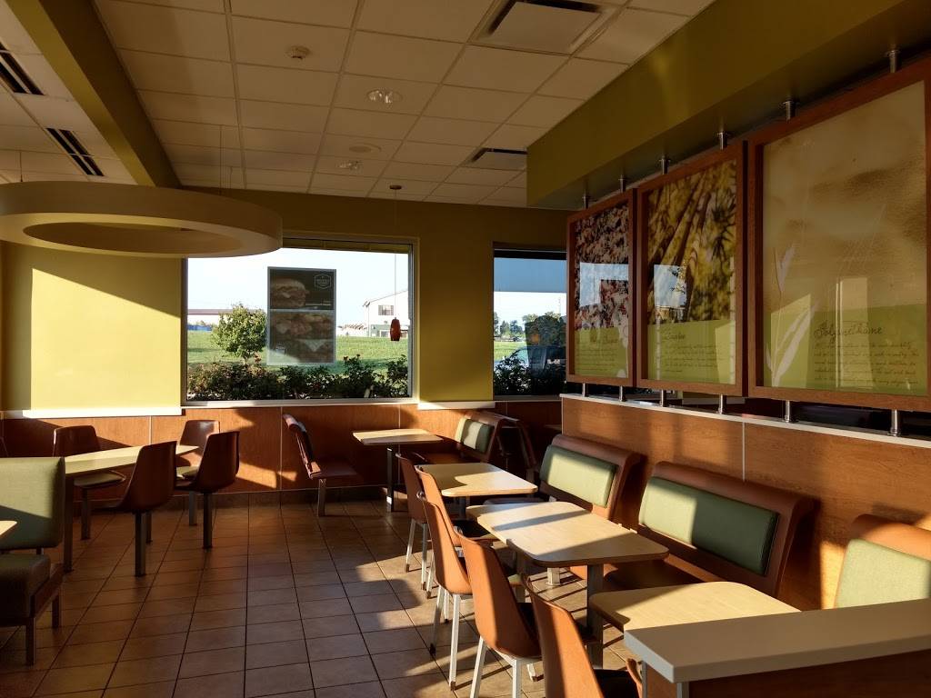 McDonalds | cafe | 26 Stoneridge Dr N, Ruckersville, VA 22968, USA | 4349900017 OR +1 434-990-0017