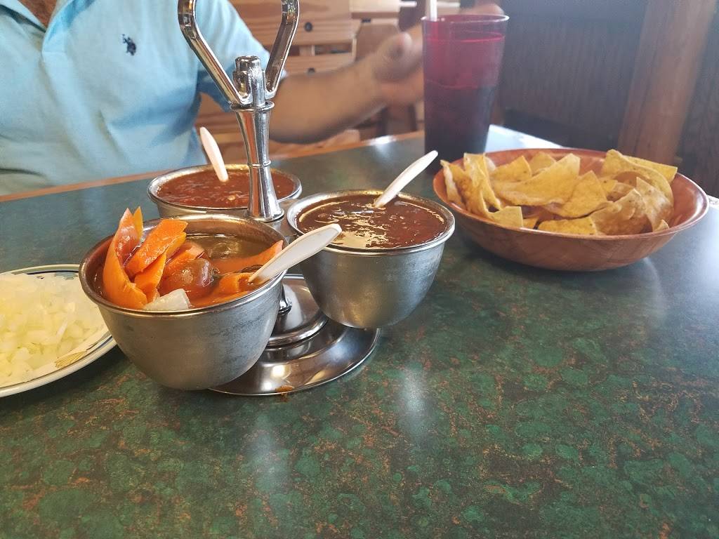 El Borrego De Oro | restaurant | 926 Plainfield Rd, Joliet, IL 60435, USA | 8157749401 OR +1 815-774-9401