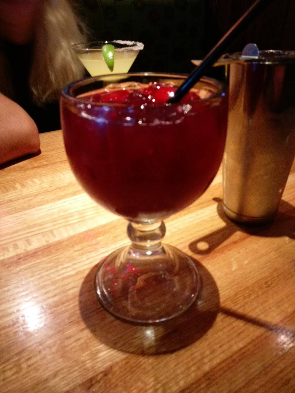 Applebees Grill + Bar | restaurant | 291 Rte 9W, Glenmont, NY 12077, USA | 5184267651 OR +1 518-426-7651