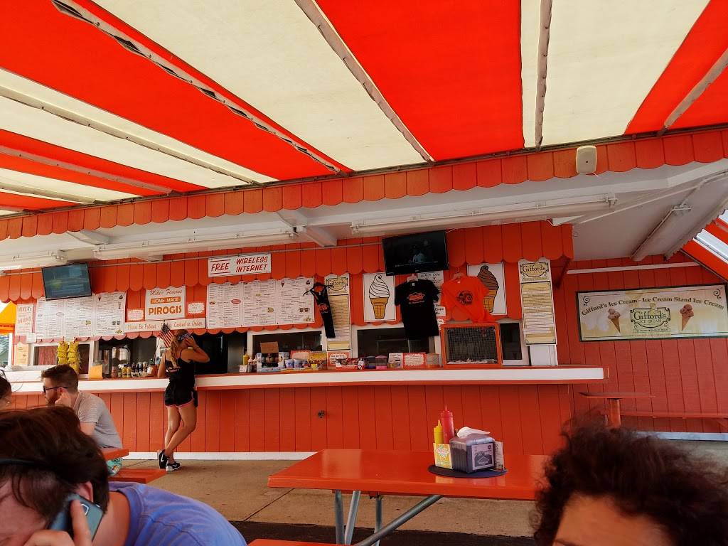 Stewarts Root Beer | restaurant | 63 Broadway, Point Pleasant Beach, NJ 08742, USA | 7322952722 OR +1 732-295-2722