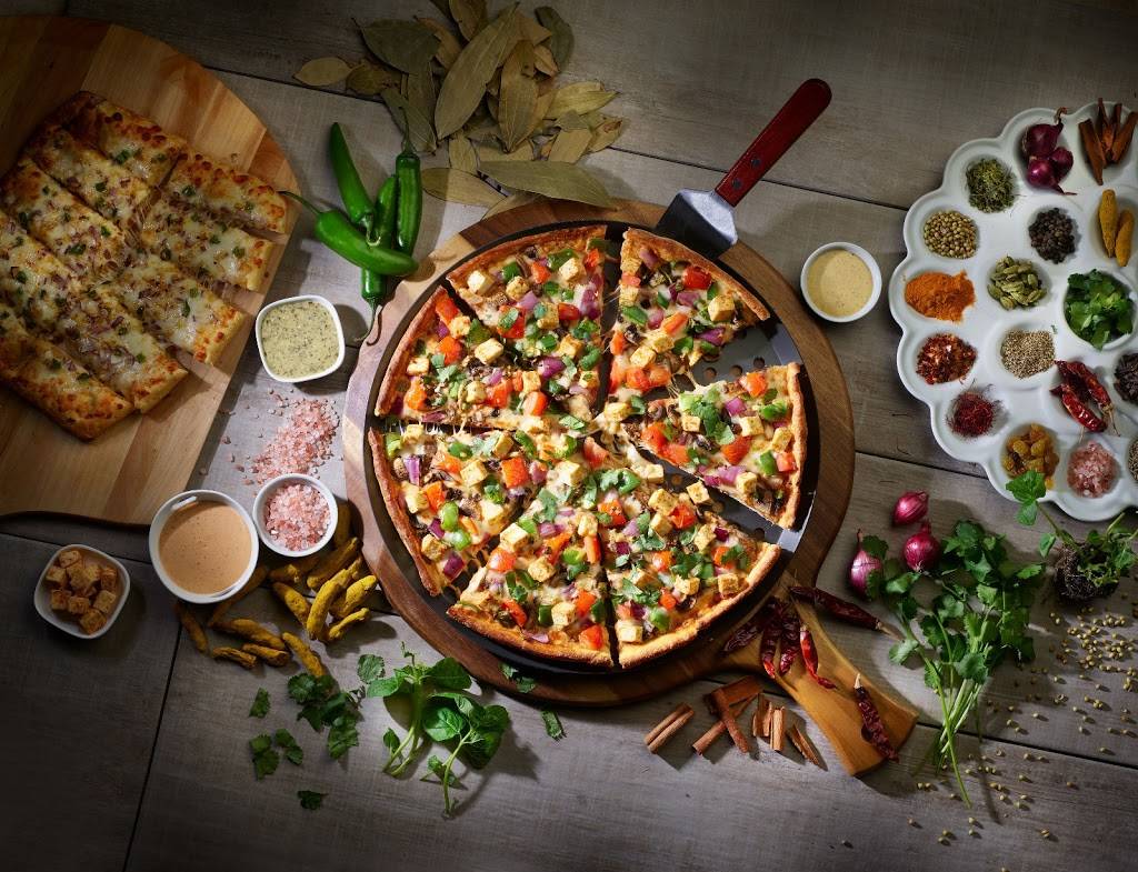 Chicagos Pizza With A Twist | meal delivery | 2016 S Mooney Blvd, Visalia, CA 93277, USA | 5599319300 OR +1 559-931-9300