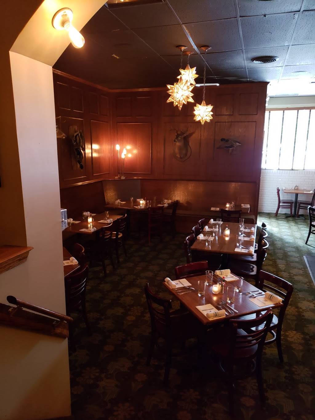 Snackbar | restaurant | 721 N Lamar Blvd, Oxford, MS 38655, USA | 6622366363 OR +1 662-236-6363