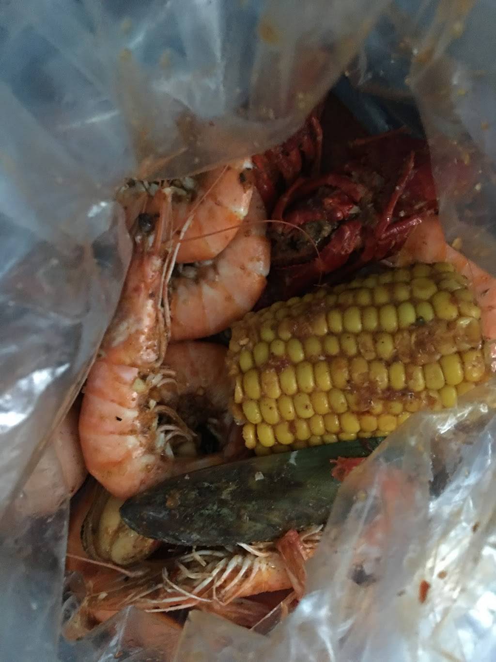 Niu boiling seafood | restaurant | 2530 Saviers Rd, Oxnard, CA 93033, USA | 8052471888 OR +1 805-247-1888