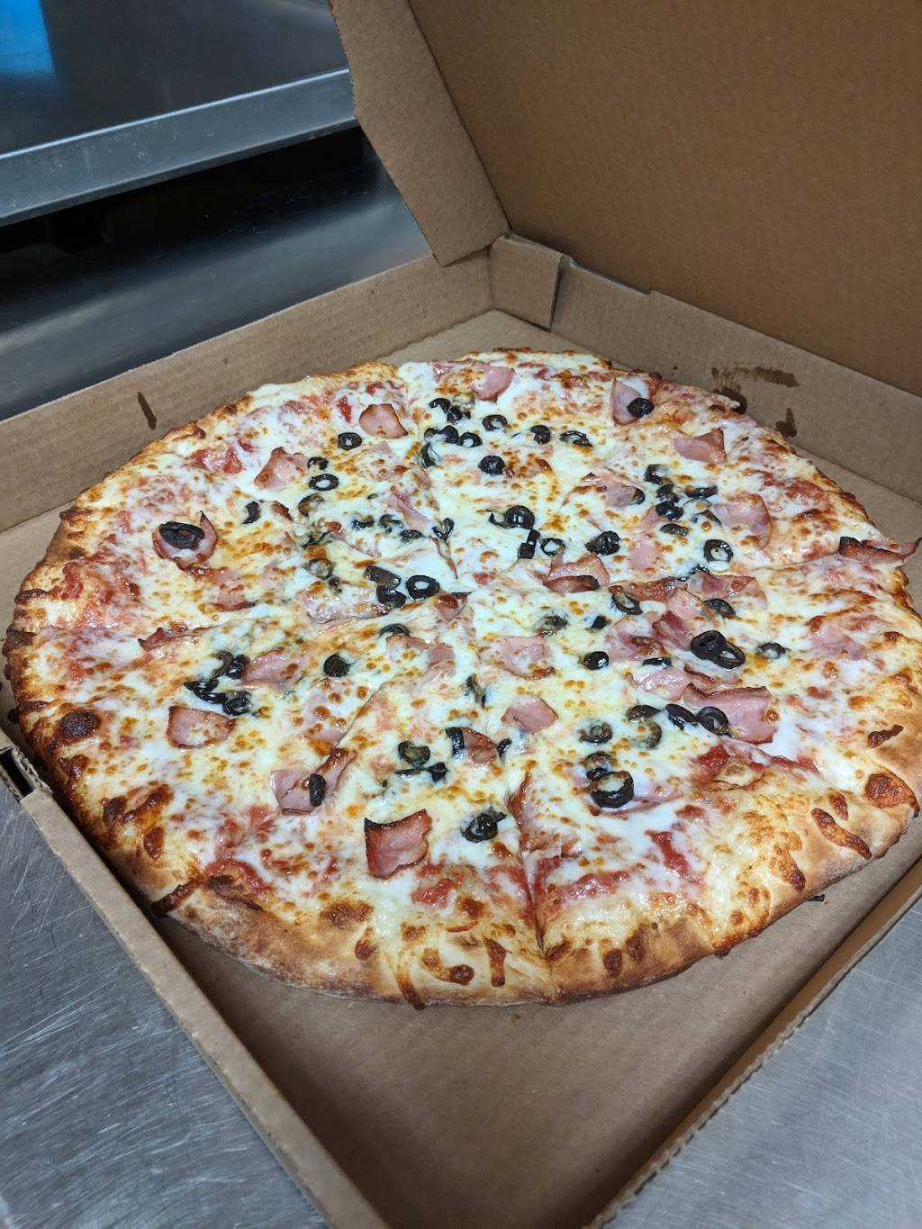Eaton Pizza & Subs | meal delivery | 123 1st St, Eaton, CO 80615, USA | 9704541068 OR +1 970-454-1068