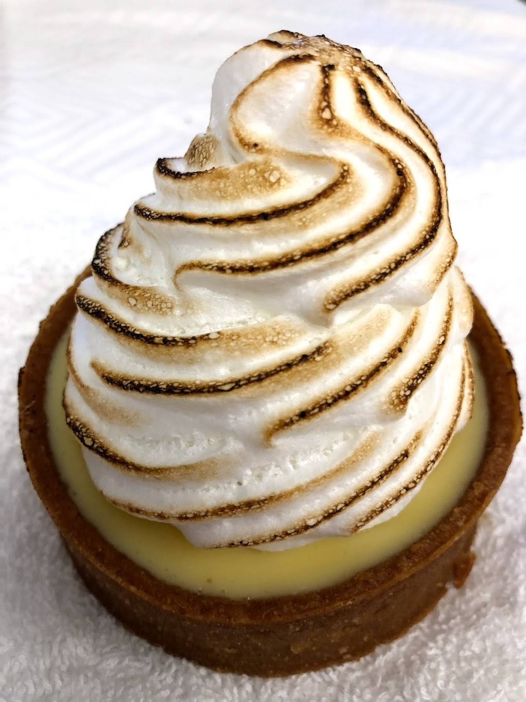 Sunshine Seasons | restaurant | 1510 North Avenue of the Stars, Orlando, FL 32830, USA | 4079393463 OR +1 407-939-3463