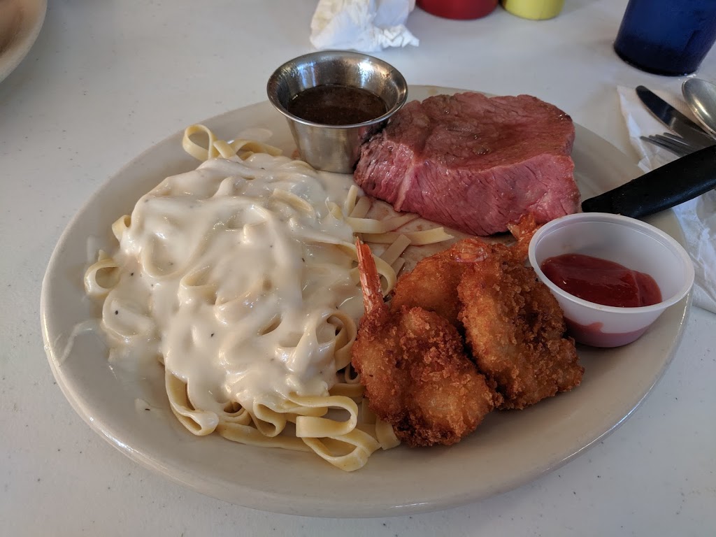 Spink Family Restaurant | restaurant | 103 East main, Elk Point, SD 57025, USA | 6057615780 OR +1 605-761-5780