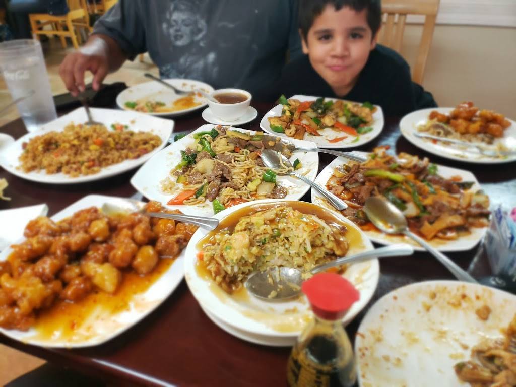 Lee Kitchen | restaurant | 37357 Ave 12, Madera, CA 93636, USA | 5596456888 OR +1 559-645-6888