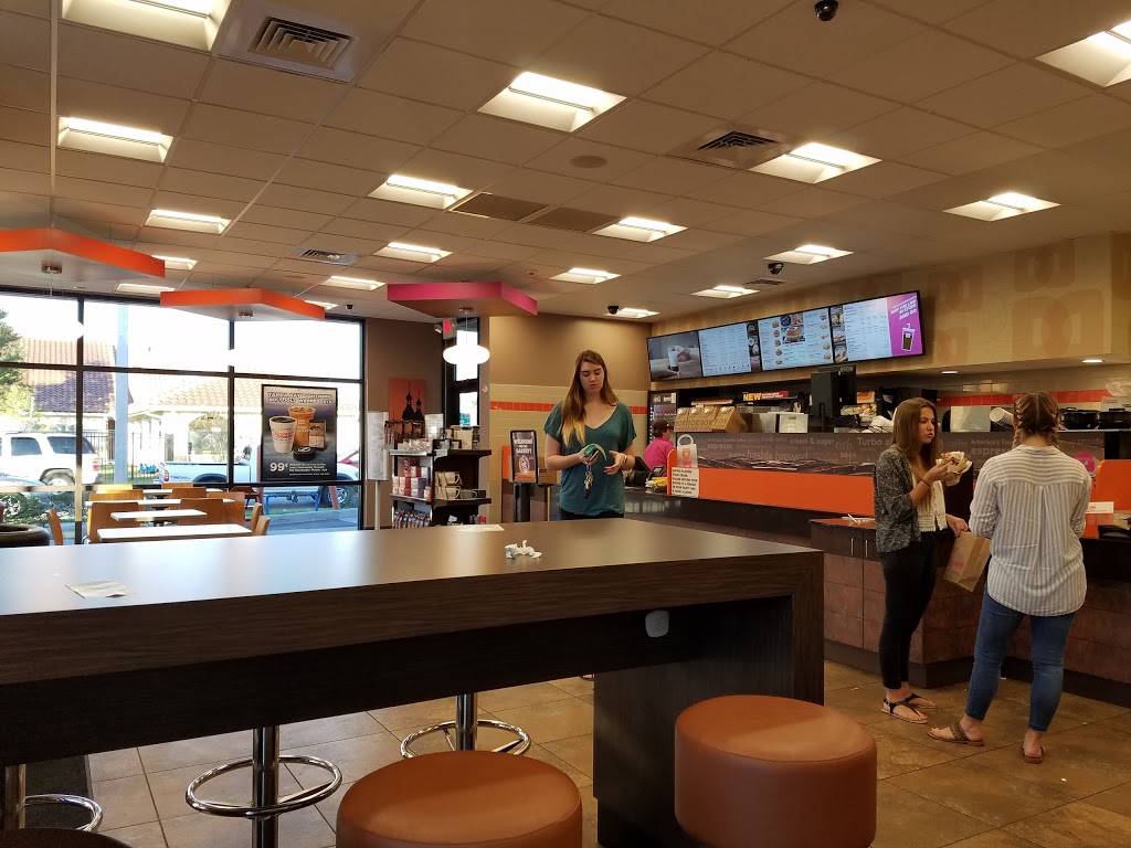 Dunkin Donuts | cafe | 1622 W Kennedy Blvd, Tampa, FL 33606, USA | 8132533322 OR +1 813-253-3322