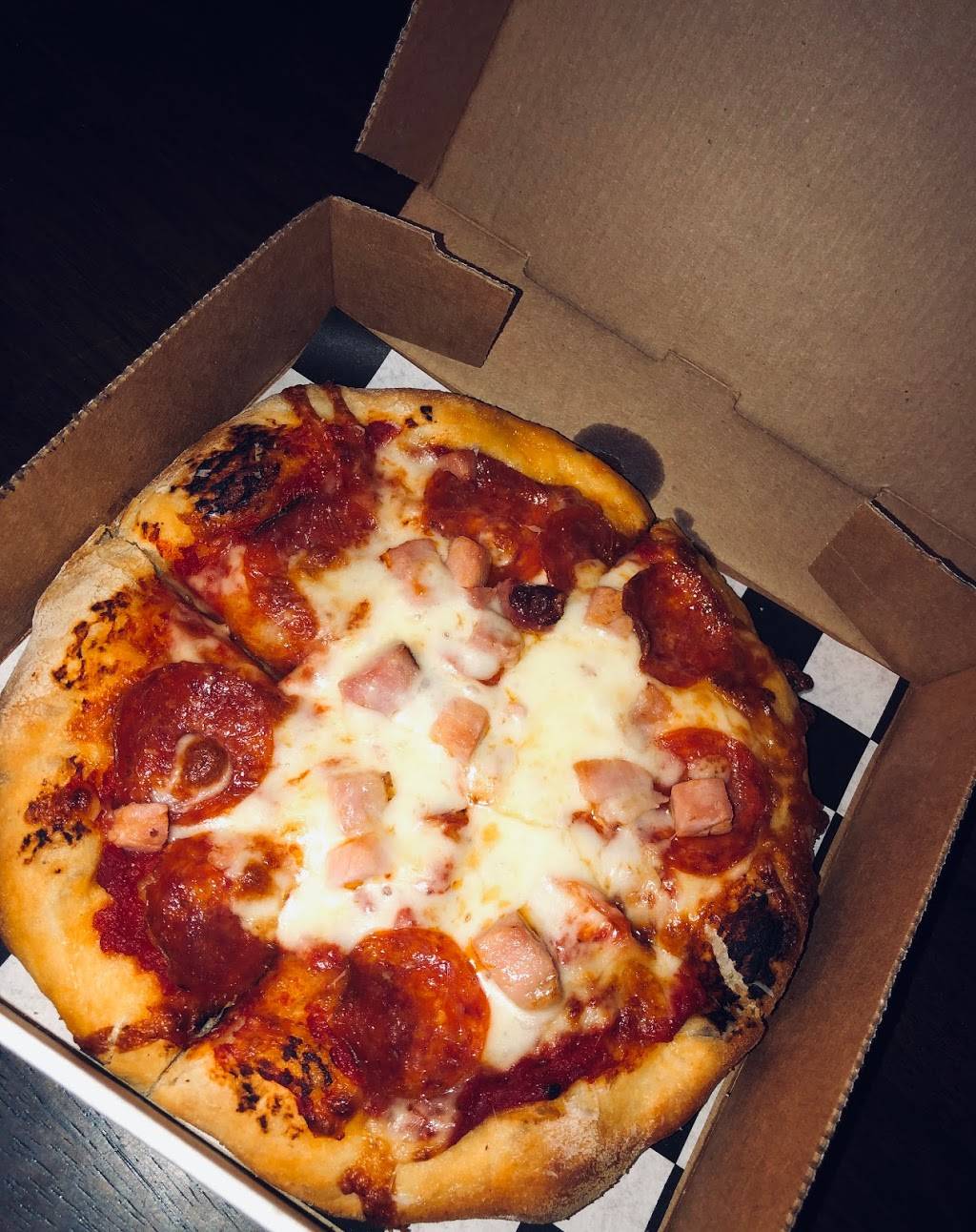 KJs Pizzeria | restaurant | 33031 W 83rd St, De Soto, KS 66018, USA | 9135865141 OR +1 913-586-5141