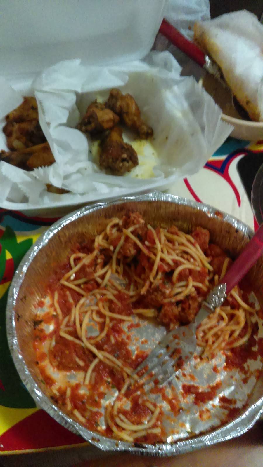 Tjs Pizza | restaurant | 602 N Elm St, Denton, TX 76201, USA | 9403833333 OR +1 940-383-3333