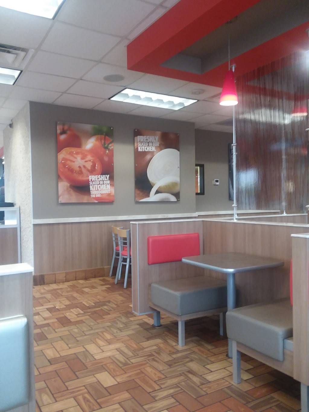 Burger King | restaurant | 440 W Lake St, Addison, IL 60101, USA | 6305435005 OR +1 630-543-5005