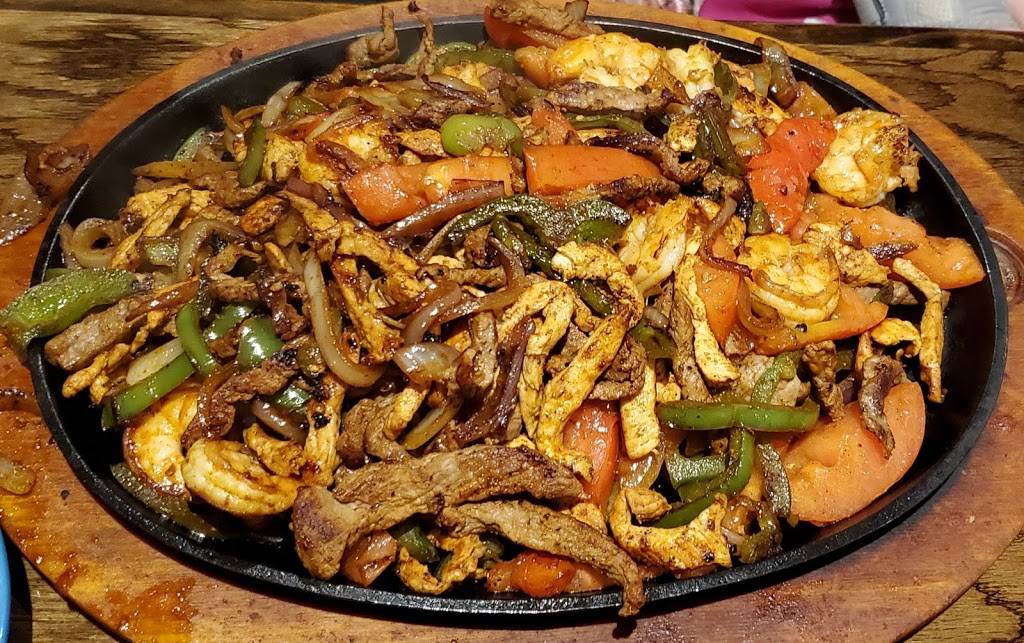 Los Cantaritos | restaurant | 1483 Nashville Pike Suite #101, Gallatin, TN 37066, USA | 6152061325 OR +1 615-206-1325