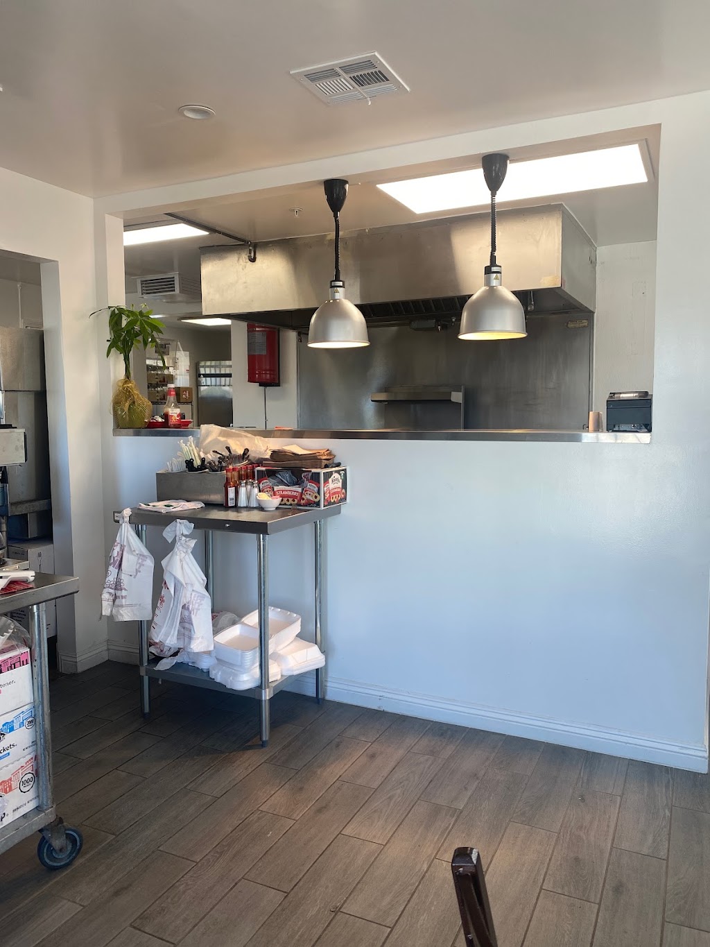 Wendys Tortas | restaurant | 3030 East 4th St, Los Angeles, CA 90063, USA | 3236852270 OR +1 323-685-2270