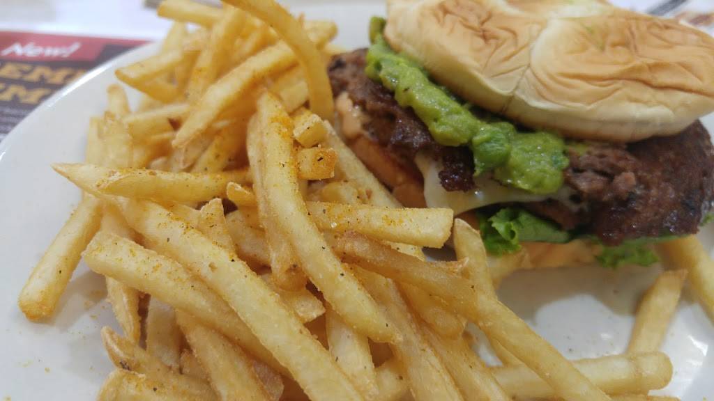 Steak n Shake | restaurant | 1912 W Worley St, Columbia, MO 65203, USA | 5734453097 OR +1 573-445-3097