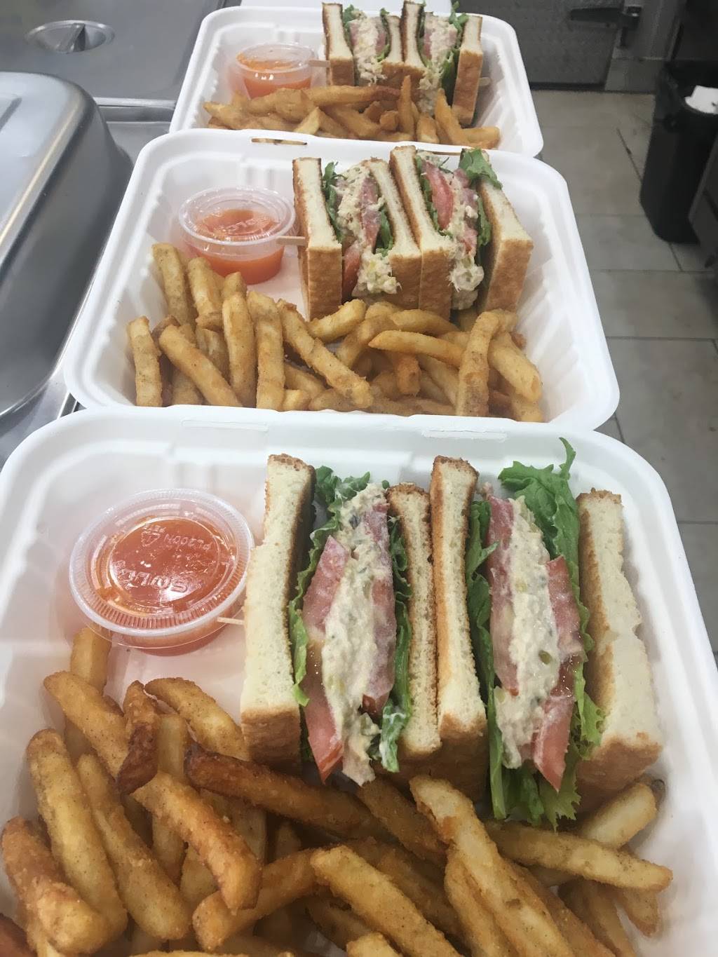 168 Asian Burrito | restaurant | 18000 Georgia Ave, Olney, MD 20832, USA | 2405510888 OR +1 240-551-0888