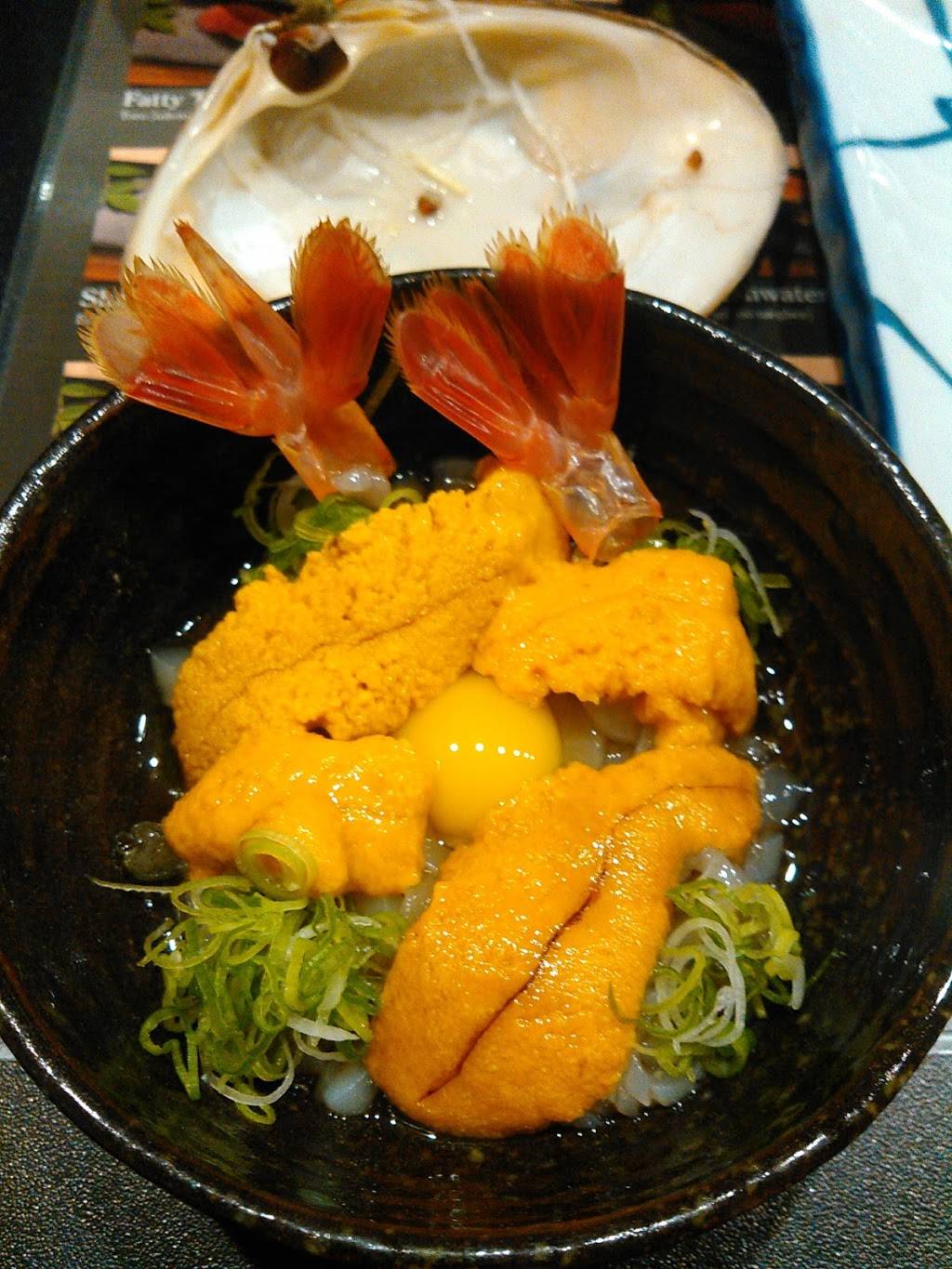 Sushi Dragon | restaurant | 8069 Vineland Ave, Sun Valley, CA 91352, USA | 8187684507 OR +1 818-768-4507