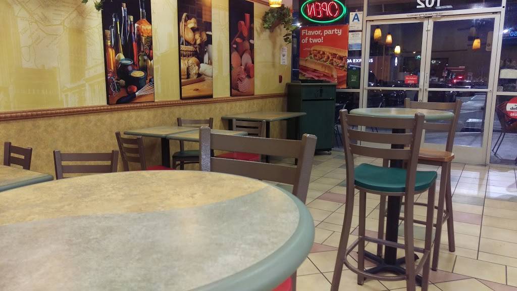 Subway Restaurants | restaurant | 2575 N Hollywood Way #2, Burbank, CA 91505, USA | 8185650448 OR +1 818-565-0448