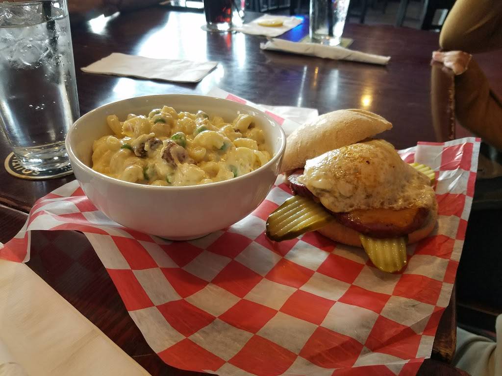 Jekyll & Hyde’s Gastropub | restaurant | 8 E 10th St, Erie, PA 16501, USA | 8144560072 OR +1 814-456-0072