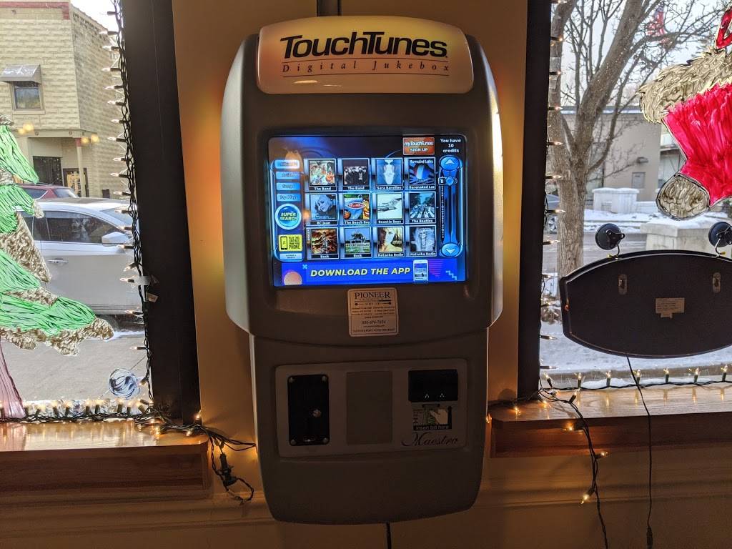 Leslie Happy Ours | restaurant | 147 S Main St, Leslie, MI 49251, USA | 5178786400 OR +1 517-878-6400