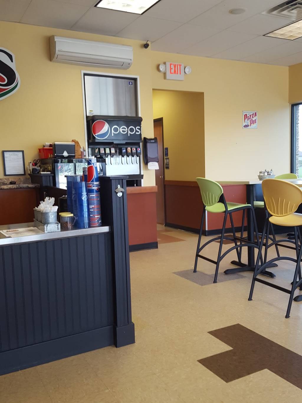 Zoes Pizzeria | restaurant | 604 E Main St, Waunakee, WI 53597, USA | 6088497900 OR +1 608-849-7900