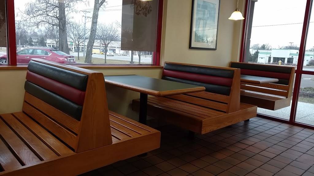 Arbys | restaurant | 441 E Geneva Rd, Carol Stream, IL 60188, USA | 6306906566 OR +1 630-690-6566