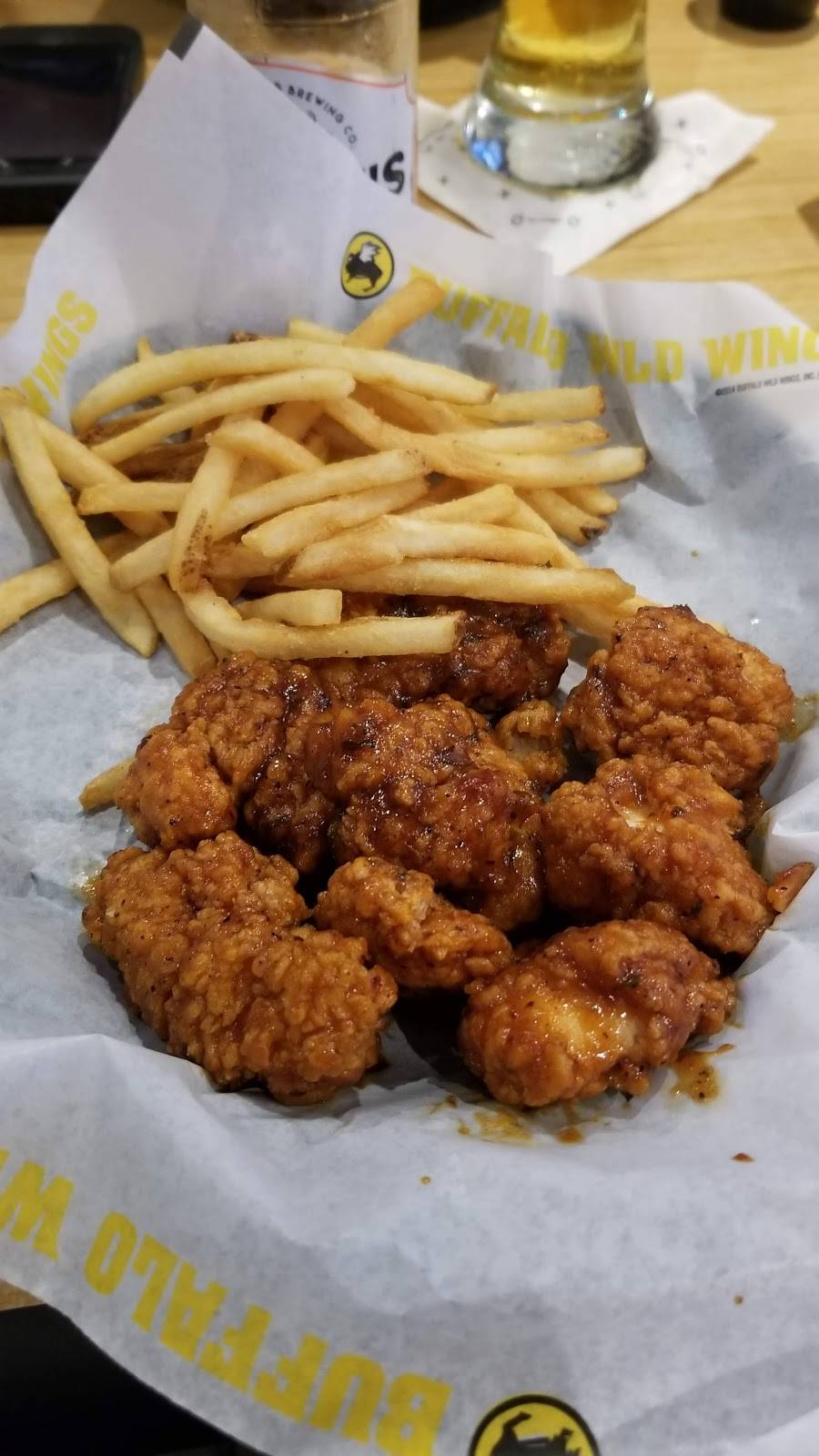 Buffalo Wild Wings | restaurant | 2313 W Main St, Troy, OH 45373, USA | 9374409016 OR +1 937-440-9016