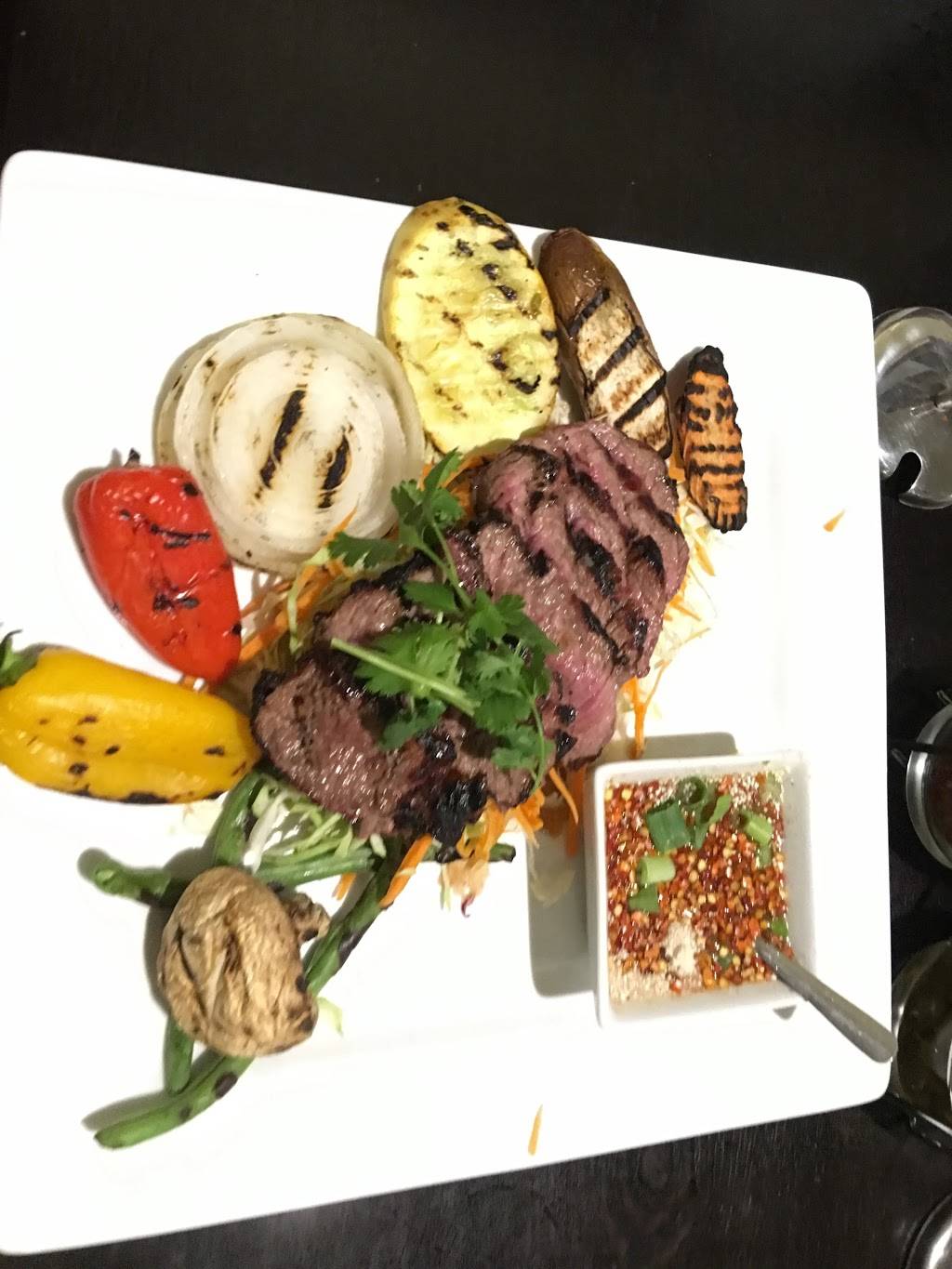 Thai Wave | restaurant | 5134, 522 Main St, Huntington Beach, CA 92648, USA | 7149600219 OR +1 714-960-0219