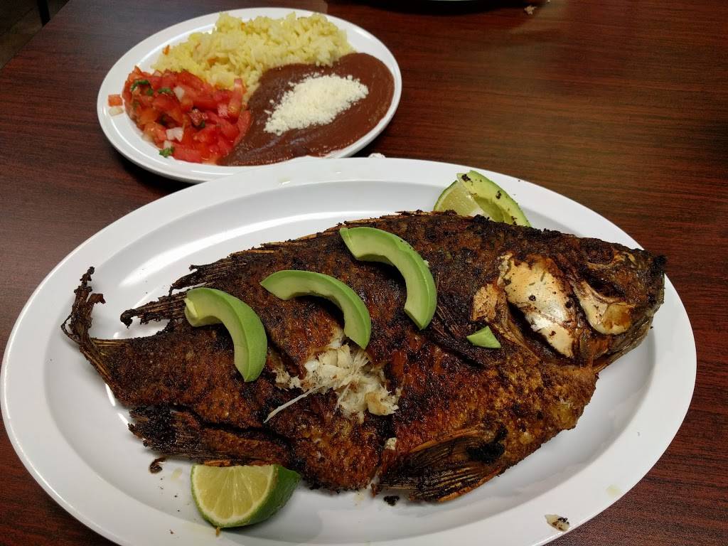 La Guanaquita | restaurant | 4231 Taylor Blvd, Louisville, KY 40215, USA | 5028221343 OR +1 502-822-1343