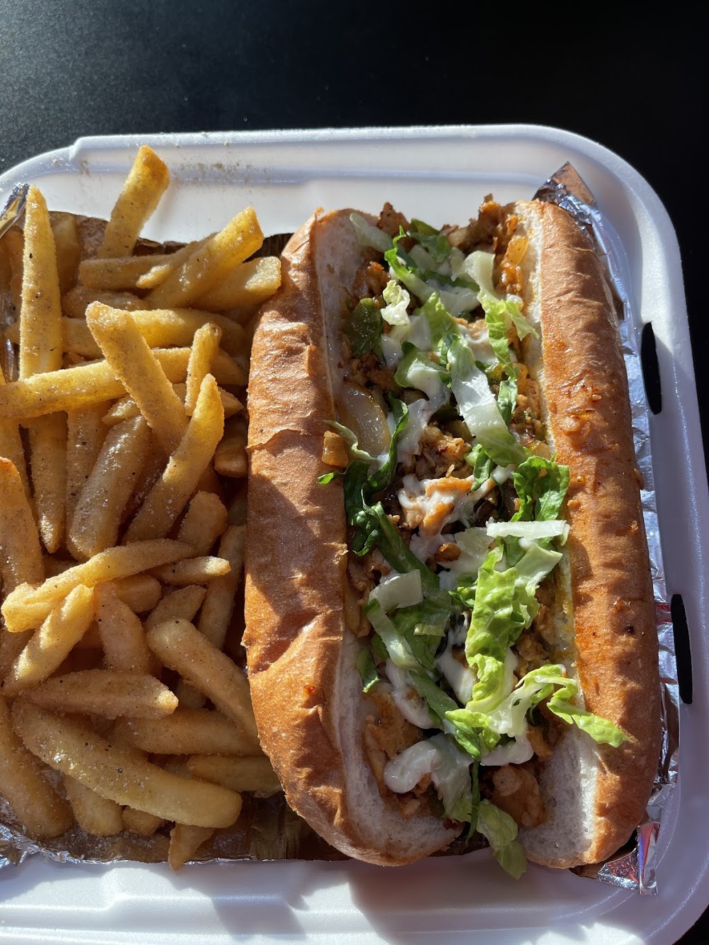 Mr Steak & Lemonade | restaurant | 15 Commerce Dr, Grayslake, IL 60030, USA | 2245414441 OR +1 224-541-4441