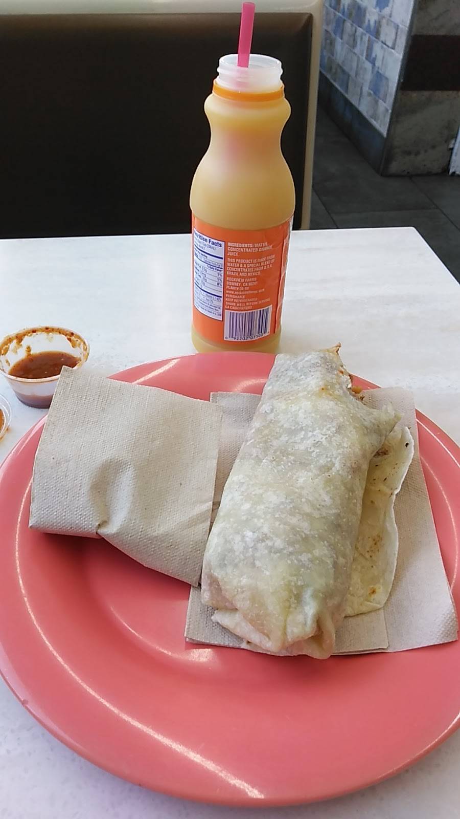 Toms Jr Express | restaurant | 724 W Florence Ave, Los Angeles, CA 90044, USA | 3237526143 OR +1 323-752-6143