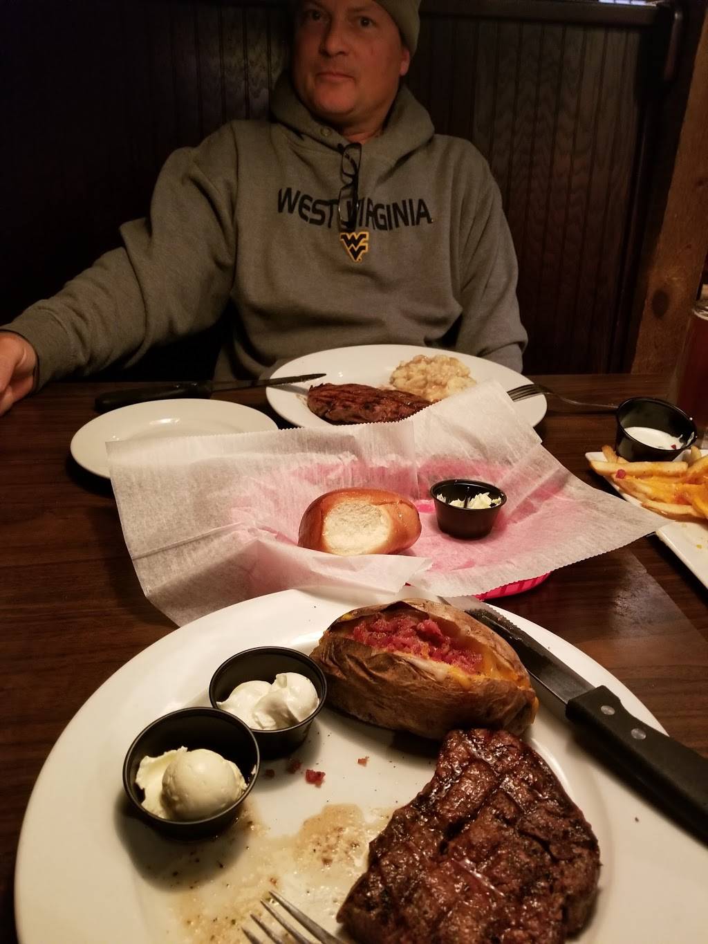 Jersey Lilys Roadhouse | restaurant | 2843 Orange Ave NE, Roanoke, VA 24012, USA | 5403420826 OR +1 540-342-0826