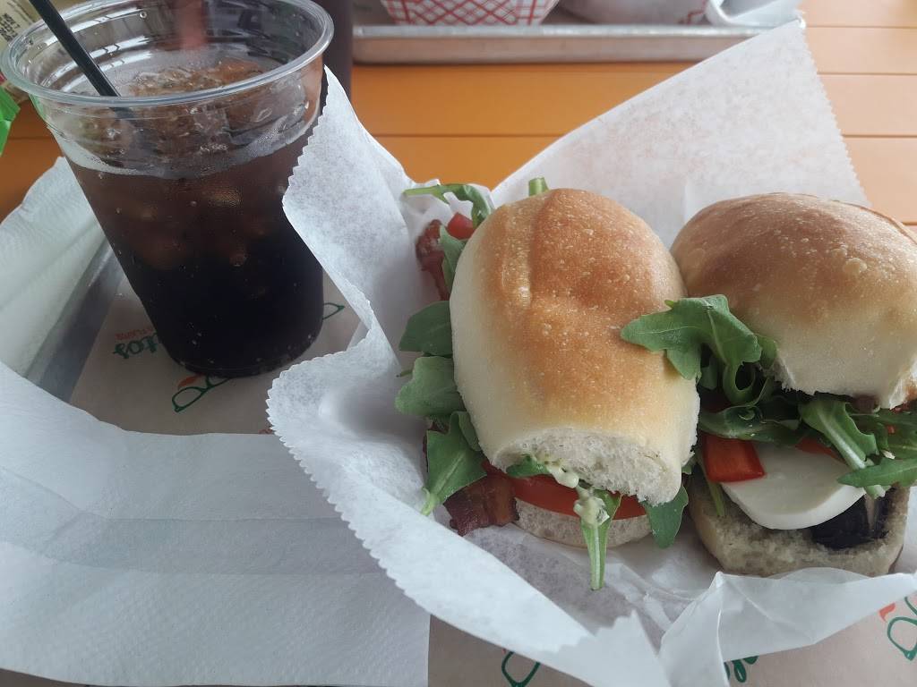 10th Ave Burrito Co | restaurant | 801 Belmar Plaza, Belmar, NJ 07719, USA | 7322801515 OR +1 732-280-1515