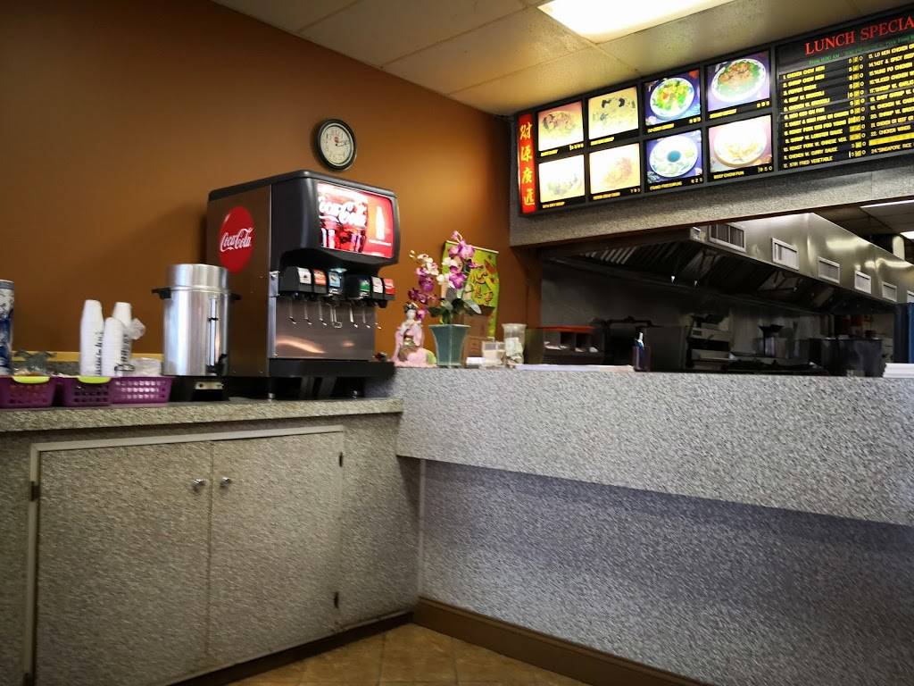 China King | restaurant | 1621 Manheim Pike, Lancaster, PA 17601, USA | 7175607979 OR +1 717-560-7979