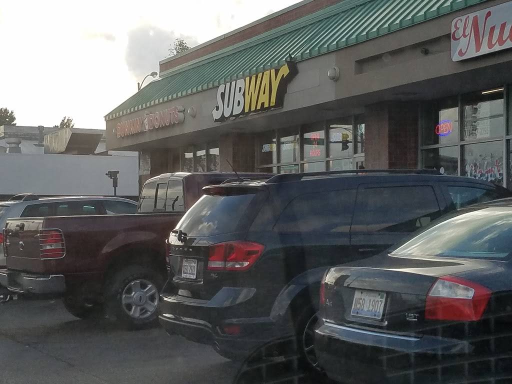 Subway | restaurant | 2352 W Cermak Rd, Chicago, IL 60608, USA | 7732549119 OR +1 773-254-9119
