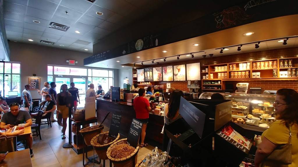 Starbucks | cafe | 6800 Oxon Hill Rd #898, National Harbor, MD 20745, USA | 3015679256 OR +1 301-567-9256